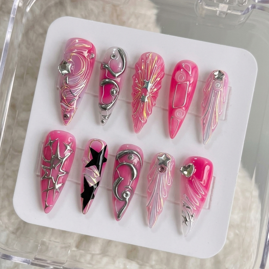 pink stars - Ariana Grande