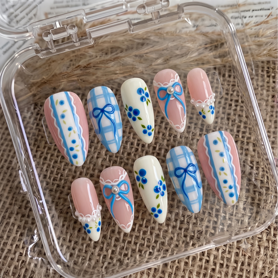 Blueberry Ribbon